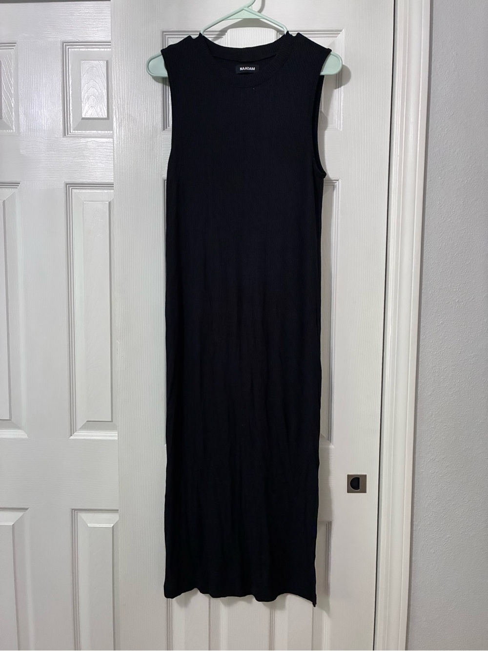 Naadam Sleeveless Black Ribbed Knit Midi Dress Cashmere Blend